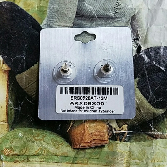 Green Rhinestone Earrings - Picture 3 of 3